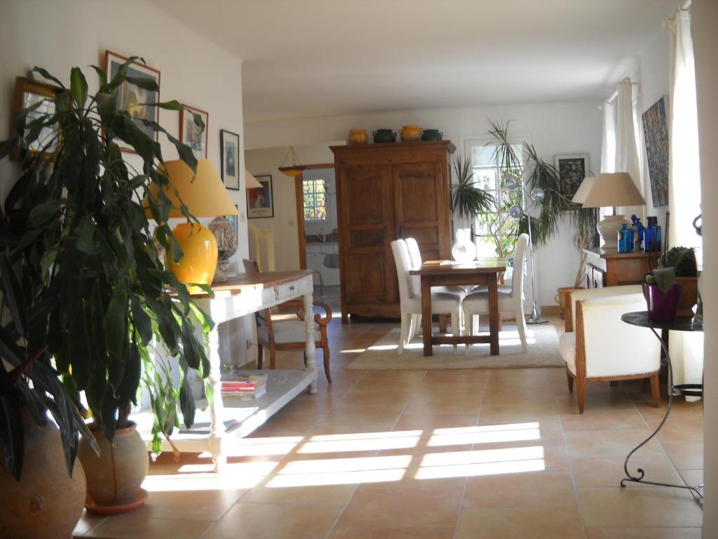 Chambres D'Hotes Saint Veredeme Pujaut Exterior photo